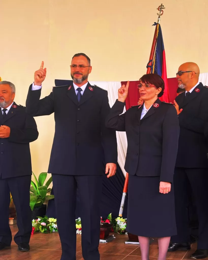 Coroneles Leonardo y Evangelina Fernandez